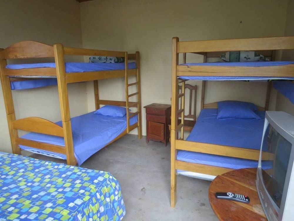 Tambopata Hostel Bambu Puerto Maldonado Bagian luar foto