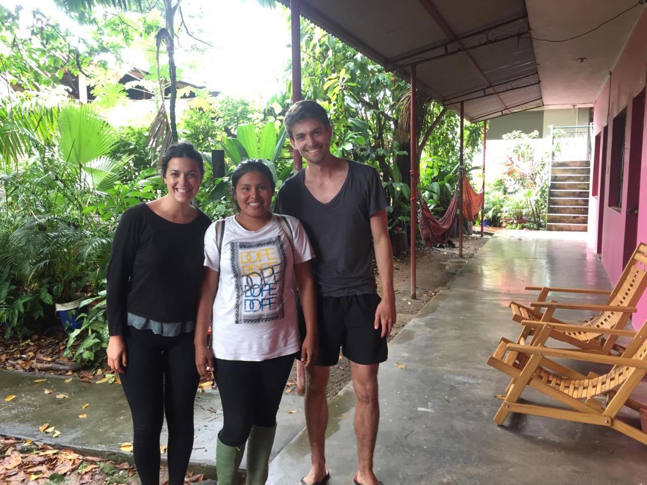Tambopata Hostel Bambu Puerto Maldonado Bagian luar foto