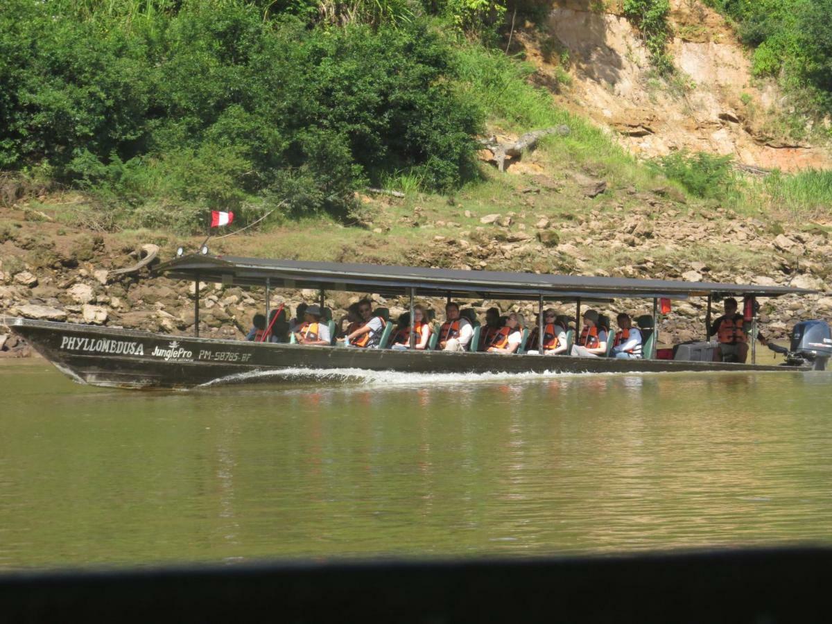 Tambopata Hostel Bambu Puerto Maldonado Bagian luar foto